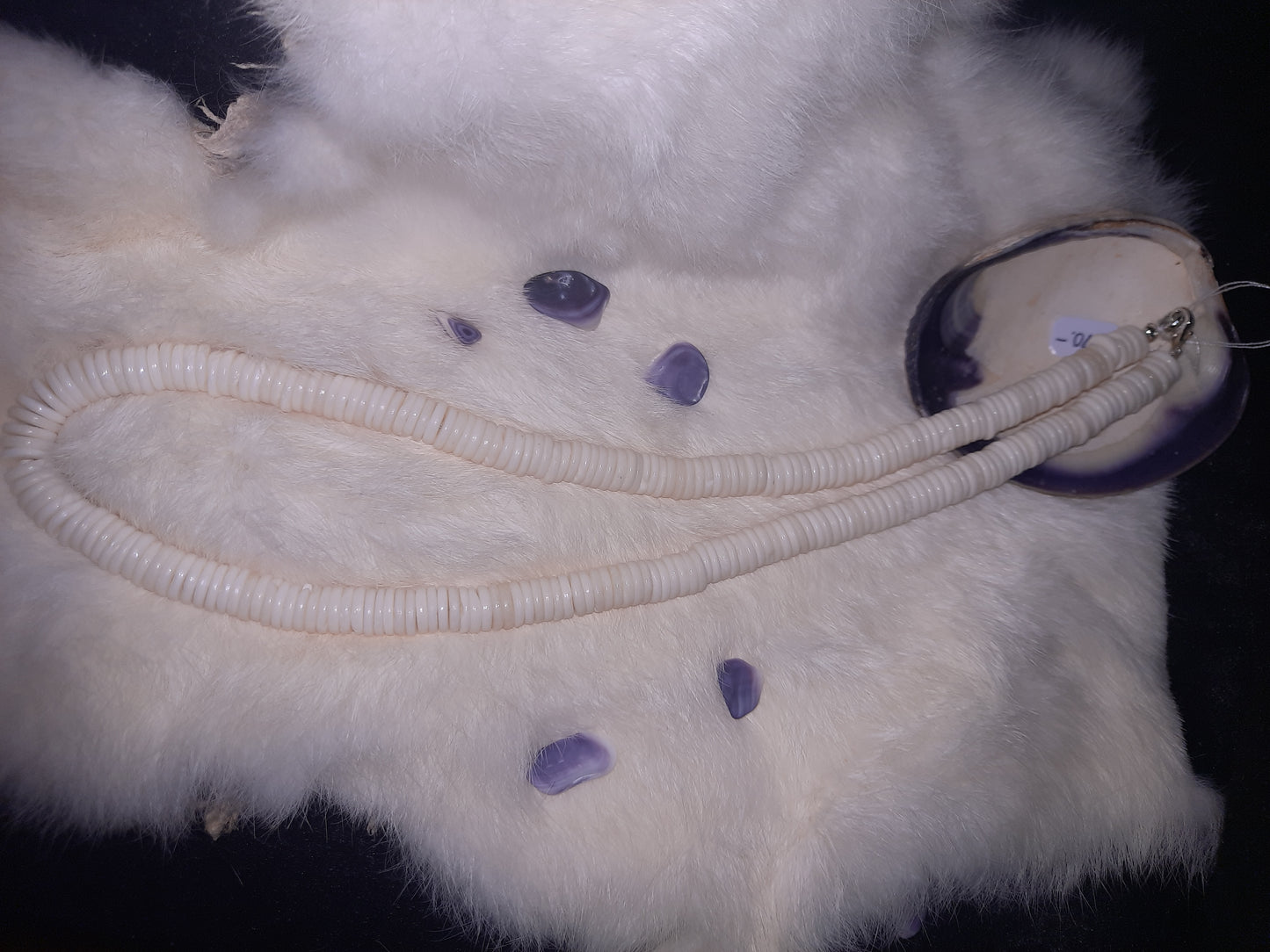 White Shell Necklace- 011